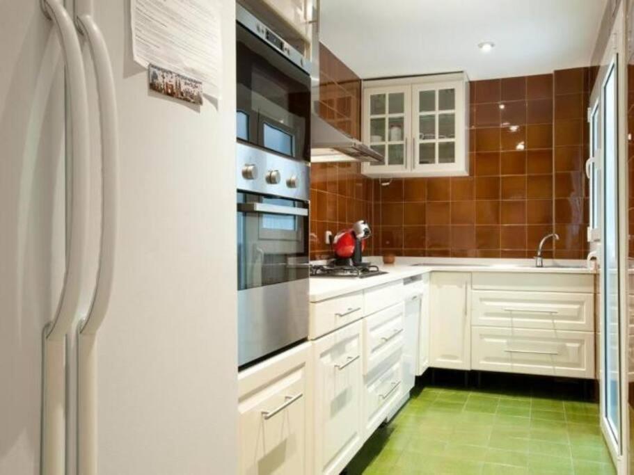 Modern Apartment Close To The Camp Nou Stadium Барселона Екстер'єр фото